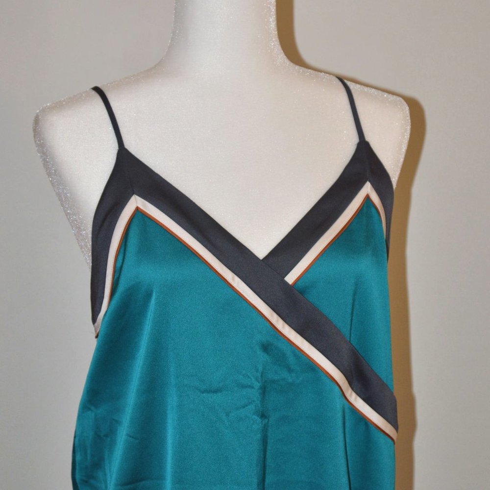 3/$25 Loft Tank Top - Picture 5 of 11